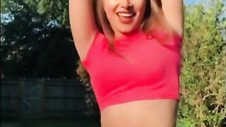 Hottest Girl on Tik Tok Shows you what she's made of