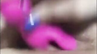 Girlfriend Kelsey Sends Videos of herself Riding a Pink Vibrator on Snapchat