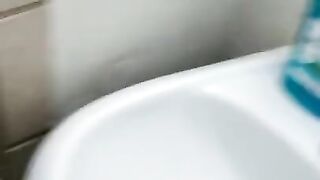 Sucking Raw Dick at a Party in the Bathroom Blowjob Instagram Thot