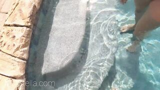 My FIRST EVER Pool Blowjob & Swallow! POV BJ