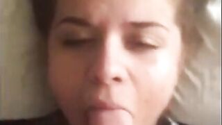 Deepthroat Swallow I Met her on ​ZoneFuck​ Com​