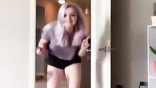 2 more TikTok tit slips, accidental nudity, flash