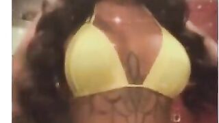 BIG ASS STRIPPER TATTED UP HOLLY COMPILATION TWERKING