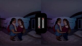 VRCosplayX Ellie & Riley Sharing Your Cock In THE LAST OF US