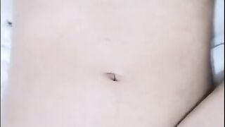 18 Year old Girl Masturbating