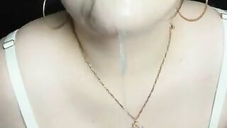 Shaking Big Ass and Sucking Dildo on Snapchat - Spit Fetish,