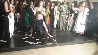 jiya khan mujra dance - YouTube.MKV