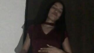 My cousin's bitch sends me a video dancing and showing her vagina