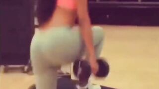 Brittany Renner: Soccer PAWG Ass Twerk OMG!! - Ameman