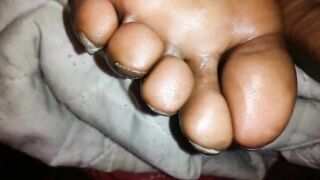 EBONY SOLES CLOSE UP 2017