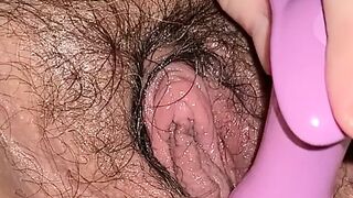 Watch me play with my hairy bush and big fat clit