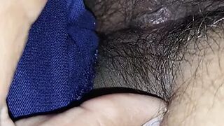 Nind me maa ki panty khol kar gand dekhi. Indian big hairy ass.