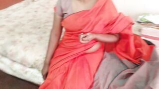 Indian Desi Bhabhi Dammi Eenjoing Her Self 14