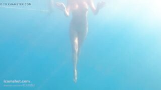 EROTIC UNDERWATER NUDE DANCING