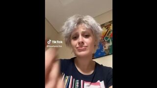 Big Natural Girl making TikTok fun