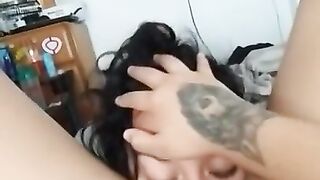 Eating babe's pussy till she cums