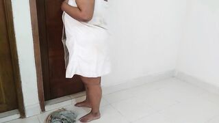 (Priya Chatterjee) Sasur ne Jabardasti choda jab Hot bahu ko dekhne ke bad- Hindi Audio