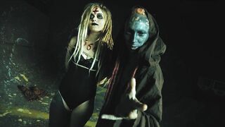 Dirty Dreaz - Silly funny workshop on how to make 666 ropes with rigger Lily Lu + cute Dreadgirl from Z-filmz - Sexy SFW