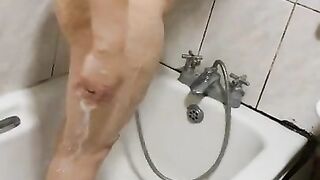 Step Son Caught Spying Step Mom naked in the bathroom get into fuck with her