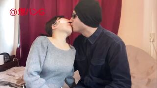 I got a Japanese girlfriend, so I kissed her!