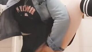 HORNY COLLEGE SLUT CAN'T RESIST PLAYING WITH PUSSY IN PUBLIC BATHROOM!!