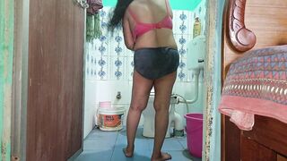 Your Salu Bhabhi sex in bathroom