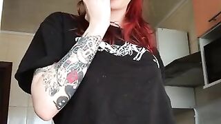 Redhead Babe Slaps her Soft Ass and Fucks Herself with Fingers