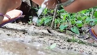 Girl Pissing outdoors