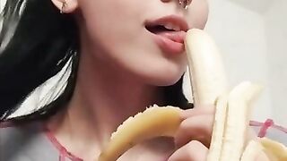 Brunette Gives Hot Blowjob and Shows Tits