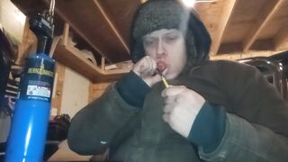 Smoking Dabs at a friend's house and she sucks my dick