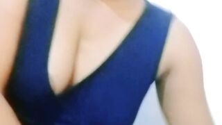 Nishadi Kumari sexy video, srilankan sexy girl showing her beauty and sexy body ????. Asian hot women hot seen.lesbian girl