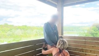 Quick Blowjob on a Tree House