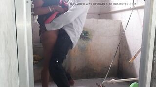 Pooja Bhabhi Coming Bathroom Hard Blowjob Fucking