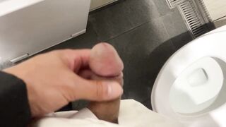 2_Masturbating in a public toilet