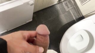 2_Masturbating in a public toilet