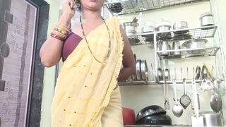 Bhabhi hot moment sex videos cooking night time