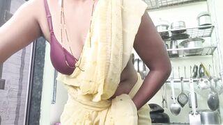 Bhabhi hot moment sex videos cooking night time